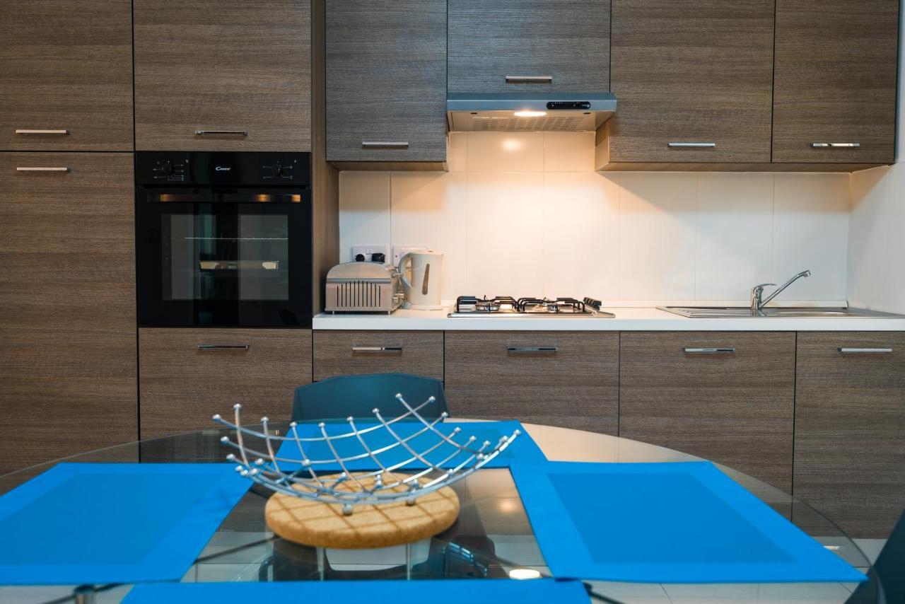 Sh5A-Qawra Prime Location 2 Bedroom Apartment St. Paul's Bay Buitenkant foto